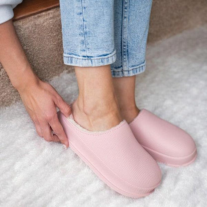 ORTOWAS Warmies™ | Warm and Pain-Relieving Slippers